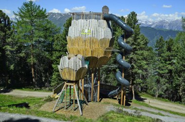 Avusturya, Tyrol, Zirbenpark uyanık