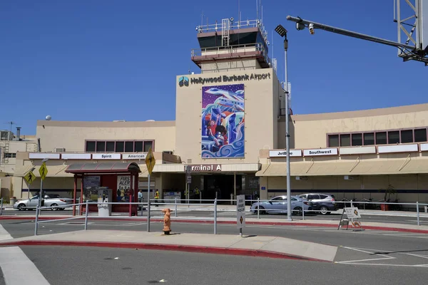 美国加利福尼亚州洛杉矶 2020年9月20日 好莱坞伯班克机场A航站楼 前鲍勃 霍普机场 服务于市中心和大洛杉矶 — 图库照片