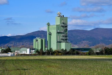 Avusturya, asfalt karıştırma tesisi ve dış merdiven