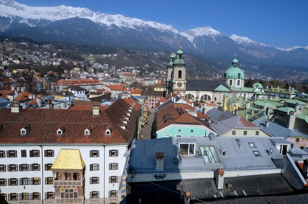 Österreich Blick Über Innsbruck Mit Goldenem Dachl Und Kirche — Stockfoto