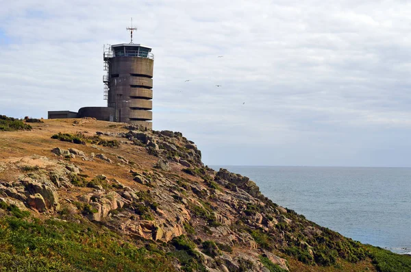 イギリス ジャージー コルビエールの第二次ドイツ海軍タワー — ストック写真