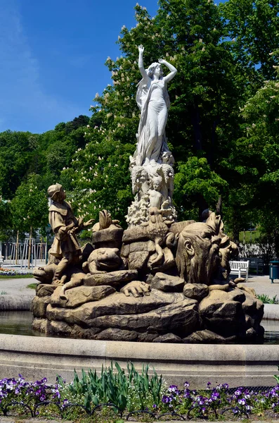 Áustria Fonte Undine Jardim Termal Patrimônio Mundial Unesco Baden Bei — Fotografia de Stock