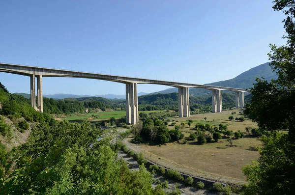 Grekland Motorväg Över Dalen Med Bro Nära Zagori — Stockfoto