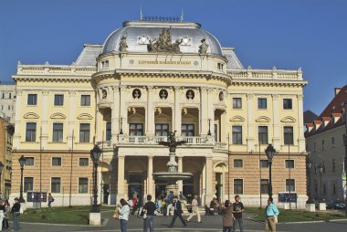 Slovakya, Bratislava, 8325-34