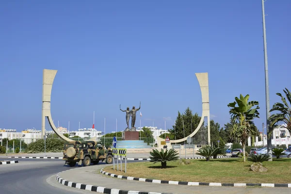 Cyprus, peace memorial in Kyrenia — Stock Photo, Image