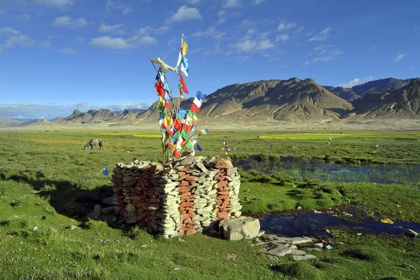 Kina, Tibet, bön flagga — Stockfoto