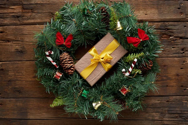 Christmas Wreath Wooden Background — Stock Photo, Image