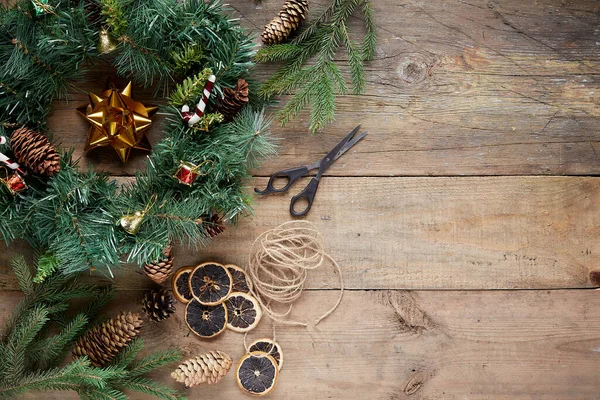 Christmas Wreath Wooden Background — Stock Photo, Image