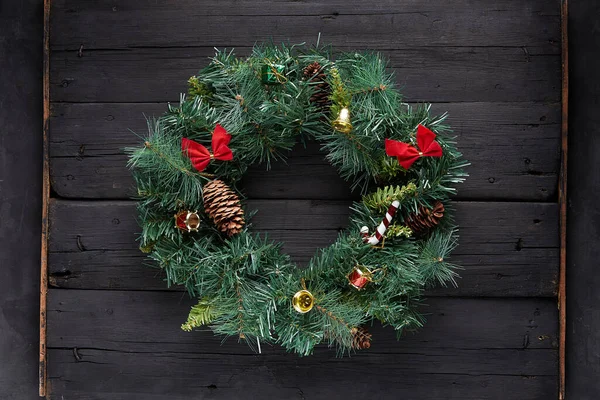 Christmas Wreath Black Wooden Background — Stock Photo, Image