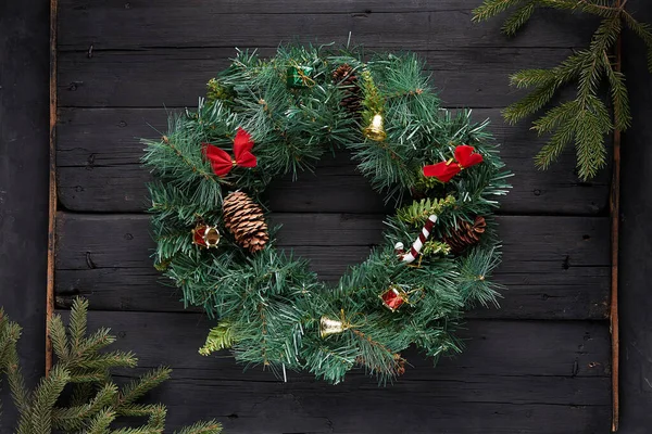 Christmas Wreath Black Wooden Background — Stock Photo, Image