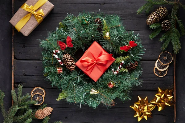 Christmas Wreath Black Wooden Background — Stock Photo, Image