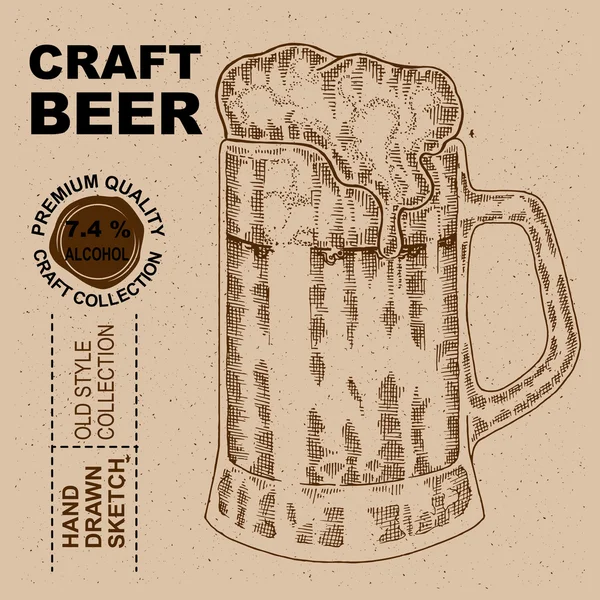 Verre dessiné à la main avec bière. Vecteur de croquis de boissons alcoolisées — Image vectorielle