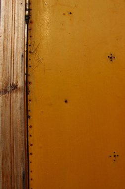 doku tahta çivi ile