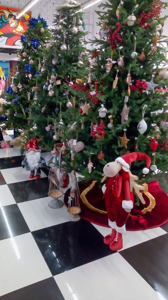 Vánoční Ozdoby Stromků Hale Obchodu Creative Mall Nákupním Centru Fontansky — Stock fotografie
