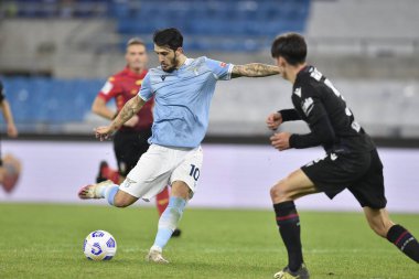  ROME, ITALY - 24 Ekim: Luis Albertoof SS Lazio, SS Lazio ve Bologna FC arasında 24 Ekim 2020 'de Roma' da oynanan İtalya Serie A futbol maçında gol attı.