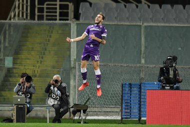 Acf fiorentina takımından gaetano castrovilli, İtalya 'nın Floransa kentindeki Artemio Franchi Stadyumu' nda ACF Fiorentina-Udinese Calcio maçında 25 Ekim 2020 - LM / Matteo Papini