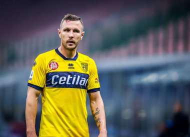 Parma Calcio takımından Juraj Kucka, 31 Ekim 2020 tarihinde San Siro Stadyumu 'nda FC Internazionale ile Parma Calcio arasında oynanan 2020 / 21 karşılaşmasında - Fotoğraf: Fabrizio Carabelli / LM