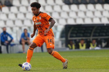 Weston Mckennie (juventus fc) Spezia Calcio ile Juventus FC maçında Cesena, İtalya 'daki Dino Manuzzi maçında kaleye destek oldu - LM / Francesco Scaccianoce