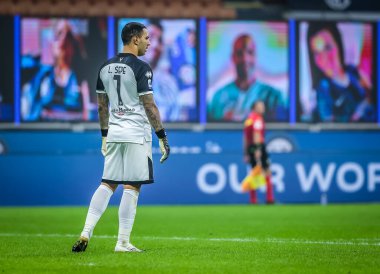 Parma Calcio takımından Luigi Sepe, 31 Ekim 2020 tarihinde San Siro Stadyumu 'nda FC Internazionale ile Parma Calcio arasında oynanan 2020 / 21 karşılaşmasında - Fotoğraf: Fabrizio Carabelli / LM