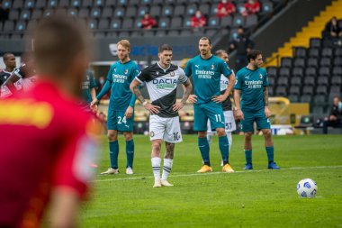 Rodrigo de Paul (Udinese calcio) Udinese-Milan maçı sırasında İtalya 'nın Udine kentindeki Dacia Arena Friuli Stadyumu' nda penaltı aldı.