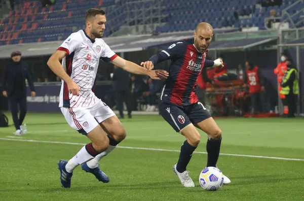 Sebastian Walukiewicz Cagliari Rodrigo Palacio Bolonia Acción Durante Partido Fútbol — Foto de Stock