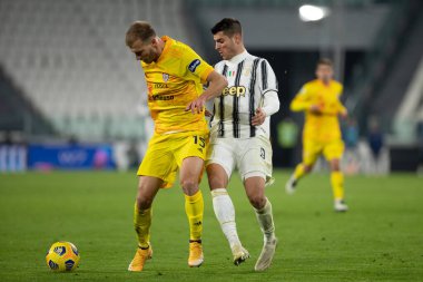 Juventus Fc 'den Alvaro Morata ve Cagliari Calcio Fc' den Ragnar Klavan Juventus FC-Cagliari Calcio - İtalyan futbol takımı Serie A maçı Torino, İtalya 'da 21 Kasım 2020 - Fotoğraf: LM / Alessio Morgese