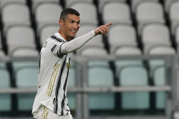 Cristiano Ronaldo Juventus Κατά Διάρκεια Γιουβέντους Cagliari Calcio Ιταλικό Ποδόσφαιρο — Φωτογραφία Αρχείου