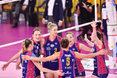 Savino Del Bene Scandicci oyuncularının mutluluğu Savino Del Bene Scandicci vs Bosca S. Bernardo Cuneo - Voleybol İtalyan Serisi A1 Kadınlar maçı IN Scandicci (FI), İtalya, 25 Kasım 2020 - Fotoğraf: LM / Lisa Guglielmi