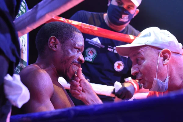 Patrick Kinigamazi Ruandes Durante Wbf World Super Featherweights Boxing Match — Foto de Stock