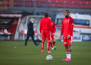 AC Monza 'dan Kevin-Prince Boateg Serie B 2020 / 21 karşılaşmasında AC Monza ile Reggina 1914 arasında U-Power Stadyumu, Monza, İtalya - Fotoğraf FCI / Fabrizio Carabelli / LM