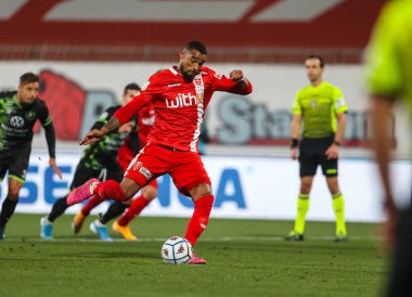 AC Monza takımından Kevin-Prince Boateg, 28 Kasım 2020 tarihinde İtalya 'nın Monza kentindeki U-Power Stadyumu' nda AC Monza ile Reggina 1914 arasında oynanan Serie B 2020 / 21 karşılaşmasında ceza aldı.