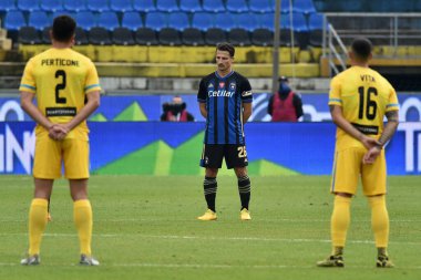 Pisa vs Cittadella sırasında Diego Armando Maradona anısına bir dakikalık saygı duruşu - İtalyan Futbol Şampiyonası Ligi BKT IN Pisa, İtalya, 28 Kasım 2020 - Fotoğraf: LM / Gabriele Masotti