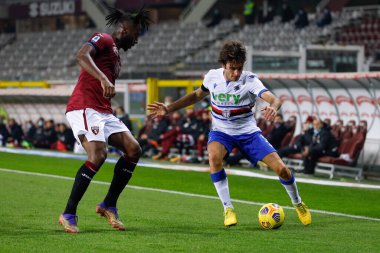 Tommaso Augello (UC Sampdoria) ve Soualiho Meite (Torino FC) Torino FC vs UC Sampdoria - İtalyan futbol takımı Serie A maç In Torin, İtalya, 30 Kasım 2020 - Kredi: LM / Francesco Scaccianoce