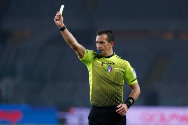 Doveri (AIA Roma) Torino FC vs UC Sampdoria - İtalyan futbol takımı Serie A maçında Sampdoria 'ya sarı kart verdi.