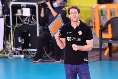 Stéphane Antiga (Teknik Direktör SkyRes Rzeszow 'u Geliştirme SkyRes Rzeszow vs Unet E-Work Busto Arsizio - CEV Şampiyonlar Ligi Kadınlar Voleybol maçı IN Scandicci, Florence, İtalya, 02 Aralık 2020 - Fotoğraf: LM / Lisa Guglielmi