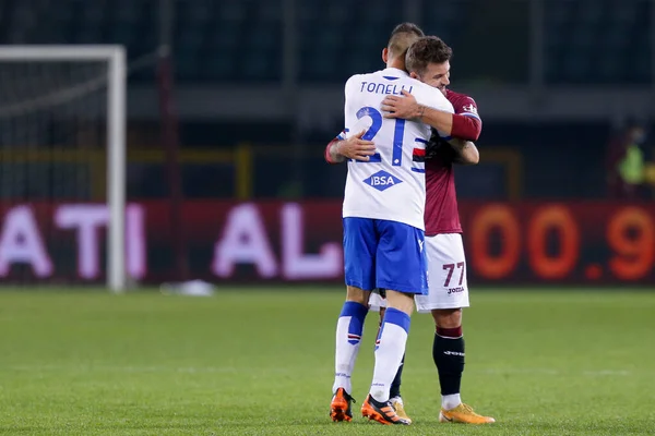 Karol Linetty Torino Lorenzo Tonelli Sampdoria Fair Play Fine Partita — Foto Stock