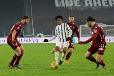 16 Juan Guillermo Cuadrado Bello (JUVENTUS FC), Torino 'ya karşı Juventus FC - İtalyan futbol takımı Serie A maçı Torino, İtalya' da, 5 Aralık 2020 - Fotoğraf: LM / Claudio Benedetto
