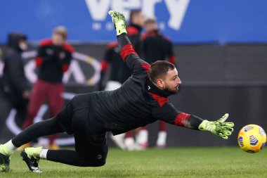 Gianluigi Donnarumma (AC Milan) UC Sampdoria-AC Milan maçından önce ısınıyor - İtalya Serisi A maçı Cenova, İtalya, 06 Aralık 2020 - Fotoğraf: LM / Francesco Scaccianoce