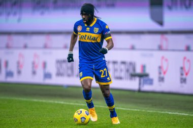 Parma Calcio 'dan Gervinho, AC Milan' a karşı Parma Calcio 1913 - İtalyan Serie A karşılaşması, İtalya, 13 Aralık 2020 - Fotoğraf: LM / Luca Rossini