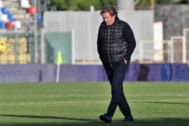 Teknik direktör Giovanni Stroppa (Crotone FC) FC Crotone - Spezia Calcio, Stadio Ezio Scida arasında oynanan Serie A futbol karşılaşmasında 12 Aralık 2020 'de Crotone İtalya / LM