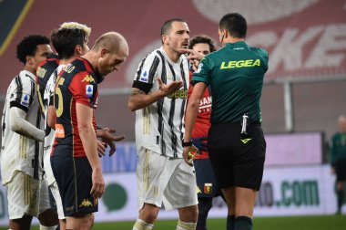 Leonardo Bonucci (Juventus) ve Marco Di Bello 'nun Ceneviz Konferansı sırasında oynadığı maçın hakemi - İtalyan Serisi A maçı Cenova, İtalya, 13 Aralık 2020 - Fotoğraf: LM / Danilo Vigo