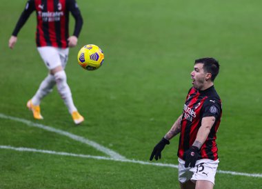 AC Milan 'dan Alessio Romagnoli Serie A 2020 / 21 futbol karşılaşmasında AC Milan ile Parma Calcio arasında 13 Aralık 2020' de San Siro Stadyumu 'nda oynanan maçta - Fotoğraf: FCI / Fabrizio Carabelli / LM