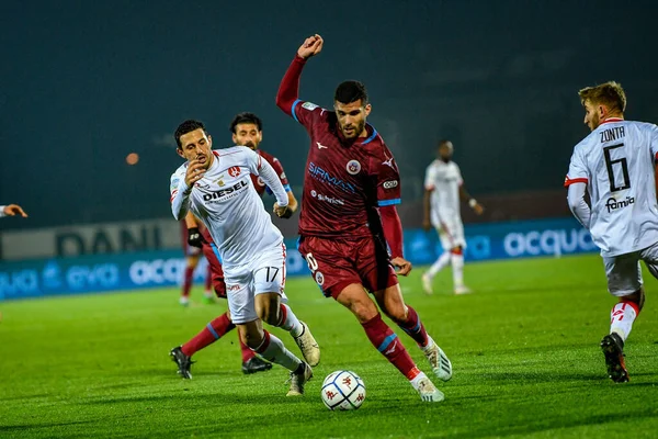 Simone Guerra (LR Vicenza Virtus) ve Mario Gargiulo (AS Cittadella vs Vicenza - İtalyan Futbol Şampiyonası Ligi BKT IN Cittadella (PD), İtalya, 15 Aralık 2020 - Fotoğraf: LM / Alessio Marini