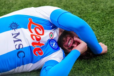SSC Napoli 'den Dries Mertens' in FC Internazionale-SSC Napoli maçı sırasında sakatlanması - İtalyan futbol takımı Serie A maçı Milan, İtalya 'da, 16 Aralık 2020 - Fotoğraf: LM / Luca Rossini