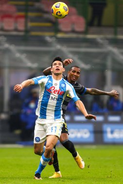 SSC Napoli 'den Hirving Lozano ve FC Internazionale Milano' dan Ashley Young FC Internazionale-SSC Napoli - İtalyan futbol takımı Serie A maçı, İtalya, 16 Aralık 2020 - Fotoğraf: LM / Luca Rossini