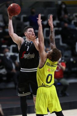 16 / 12 / 2020 - Segafredo 'dan Amar Alibegoviç Antwerp' ten Stephaun Branch of Antwerp maçı sırasında engellendi Virtus Segafredo 'ya karşı Antwerp Telnet Giants - ph: Michele Nucci / LM