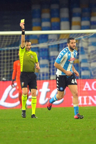 마우리치오 마리아니 Show Yellow Card Konstantinos Manolas Napoli Spezia Calcio — 스톡 사진