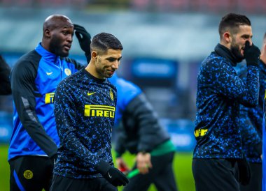 FC Internazionale 'den Achraf Hakimi, Benevento Calcio - İtalyan futbol serisi A karşılaşması sırasında ısınıyor. 30 Ocak 2021 - Fotoğraf: LM / Fabrizio Carabelli