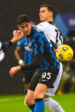 Interi 'den Alessandro Bastoni Udinese' li Kevin Lasagna 'ya karşı Udinese Calcio, FC Internazionale - İtalyan futbol takımı Serie A maçı IN Udine, İtalya, 23 Ocak 2021 - Fotoğraf: LM / Franco Debernardi
