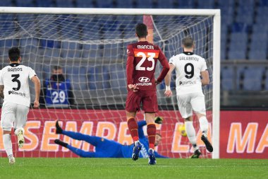 ROME, ITALY - 19 Ocak: Spezia Celebrates Andrej Galabinov, AS Roma ile Spezia arasında 19 Ocak 2021 'de Roma' da oynanan Tim Cup futbol karşılaşmasında ceza aldı.